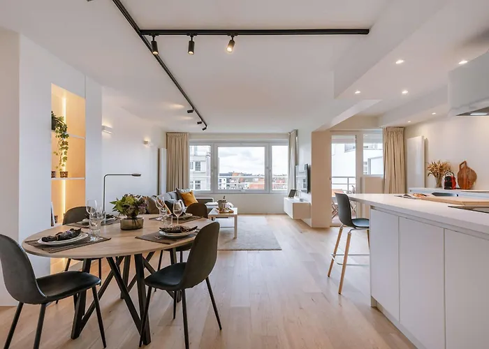 Trendy Dicht Bij De Kust Apartment