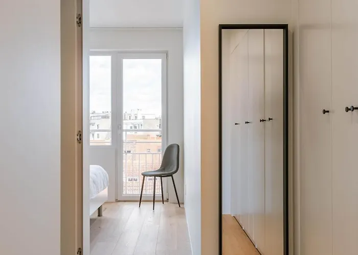 Appartement Trendy Dicht Bij De Kust Ostende